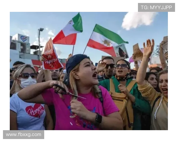 伊朗女足拒唱国歌背后:为祖国担忧失联 伊朗女足拒唱国歌背后:为祖国担忧失联
